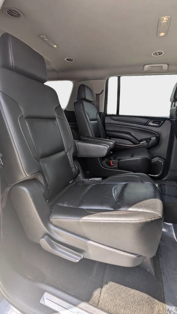 Used 2017 GMC Yukon XL SLT w/ HD Trailering Package image 14