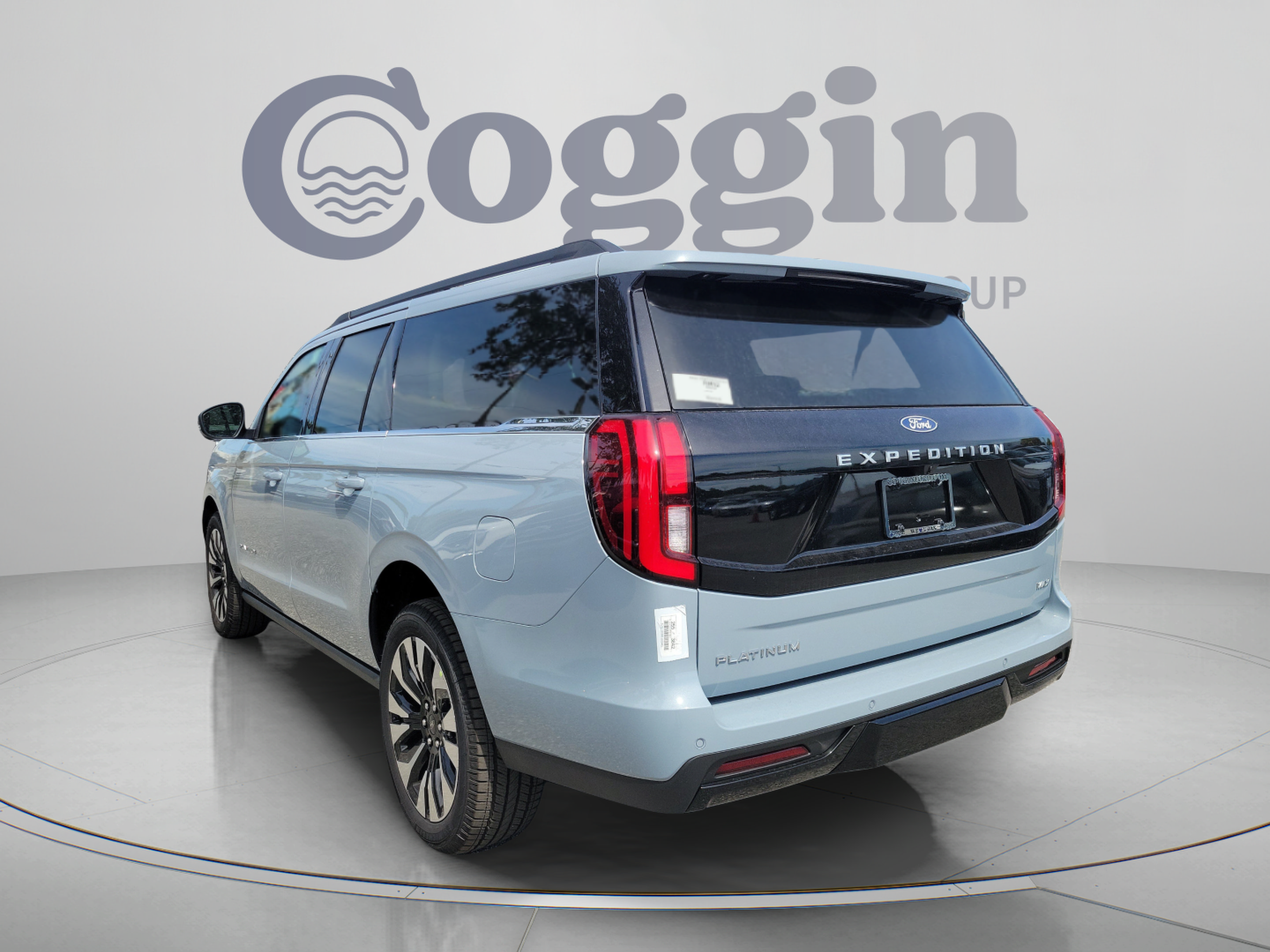 New 2027 Ford Expedition Max Platinum w/ Driver's Package AWD/4WD image 2