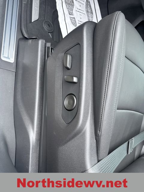 New 2026 GMC Sierra 3500 SLT image 18