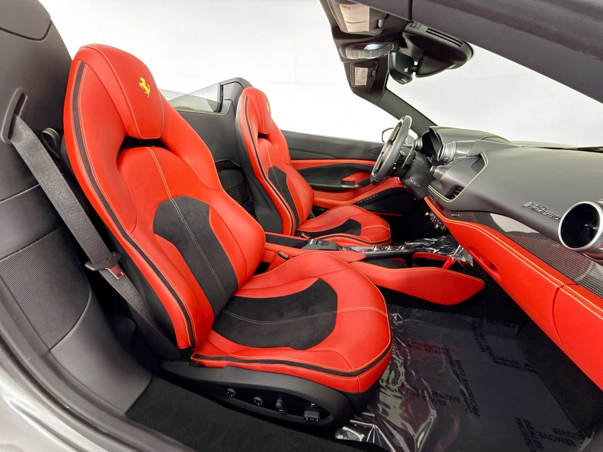 Certified 2022 Ferrari F8 Tributo RWD image 21