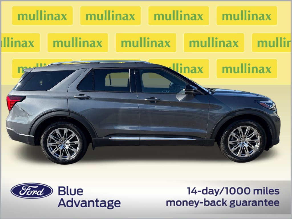 Certified 2026 Ford Explorer Platinum RWD image 2