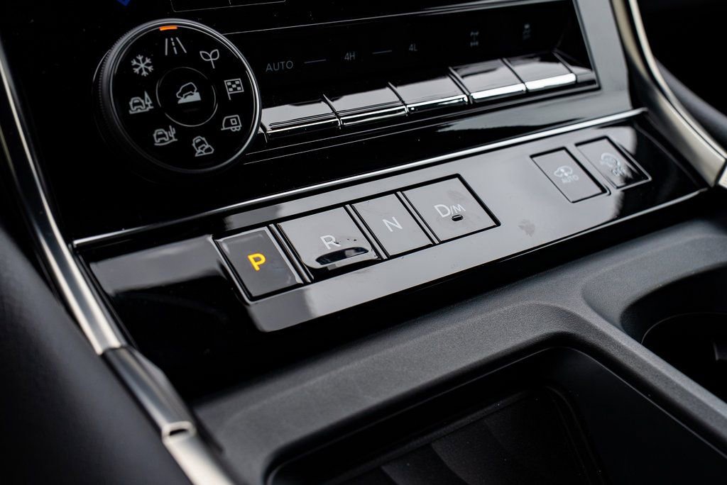 New 2026 Nissan Armada PRO-4X w/ Captain's Chari Seat Package image 21