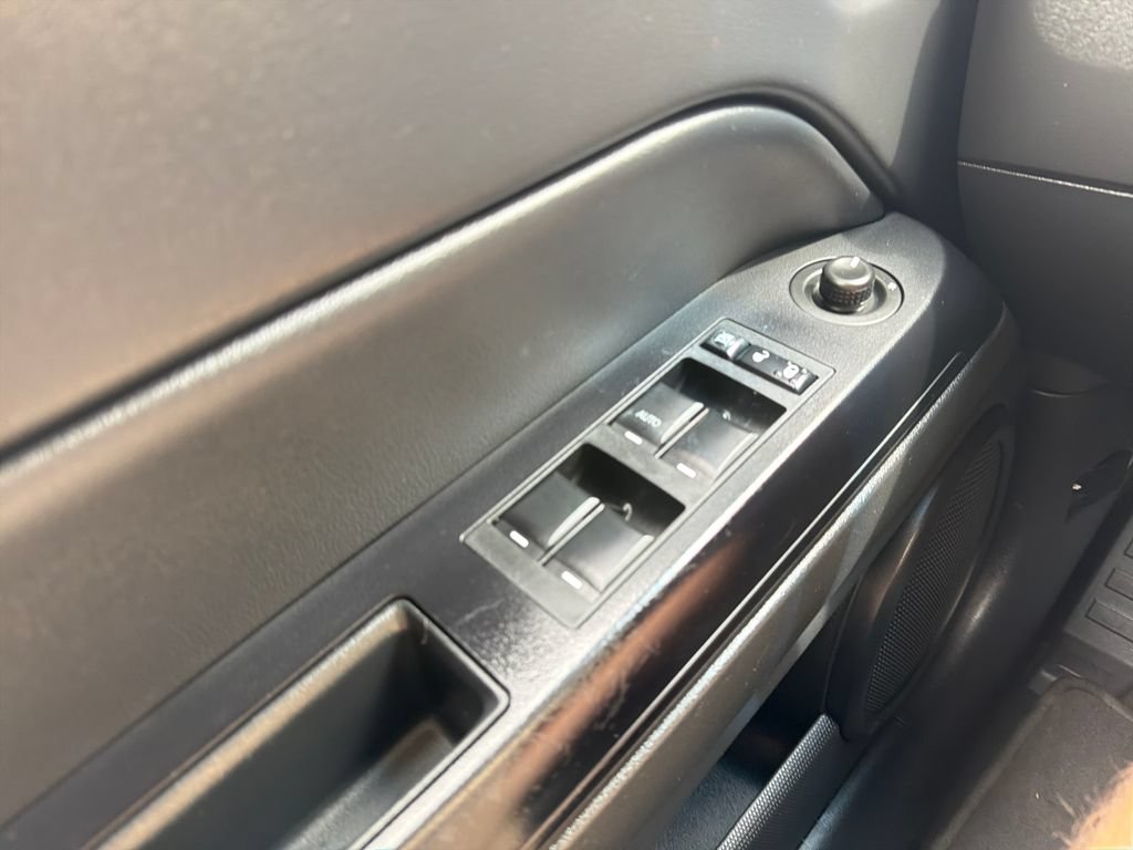 Used 2016 Jeep Patriot Sport w/ Power Value Group AWD/4WD image 10