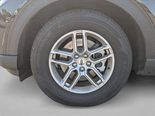 Used 2025 Ford Explorer Active RWD image 24