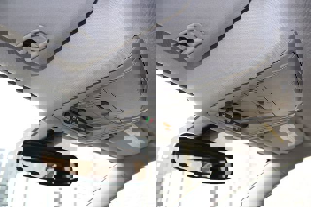 Used 2020 GMC Acadia SLT image 29