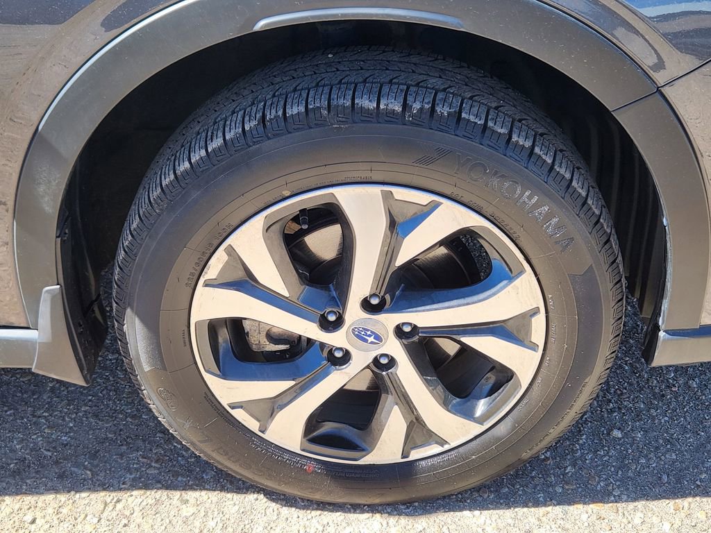 Used 2021 Subaru Outback Limited image 15