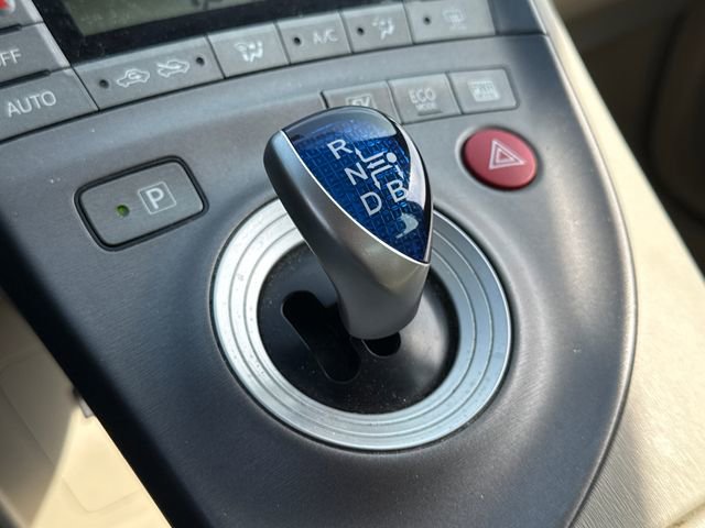 Used 2014 Toyota Prius Two image 29