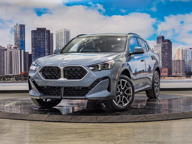 New 2026 BMW X2 xDrive28i w/ Technology Package AWD/4WD image 2