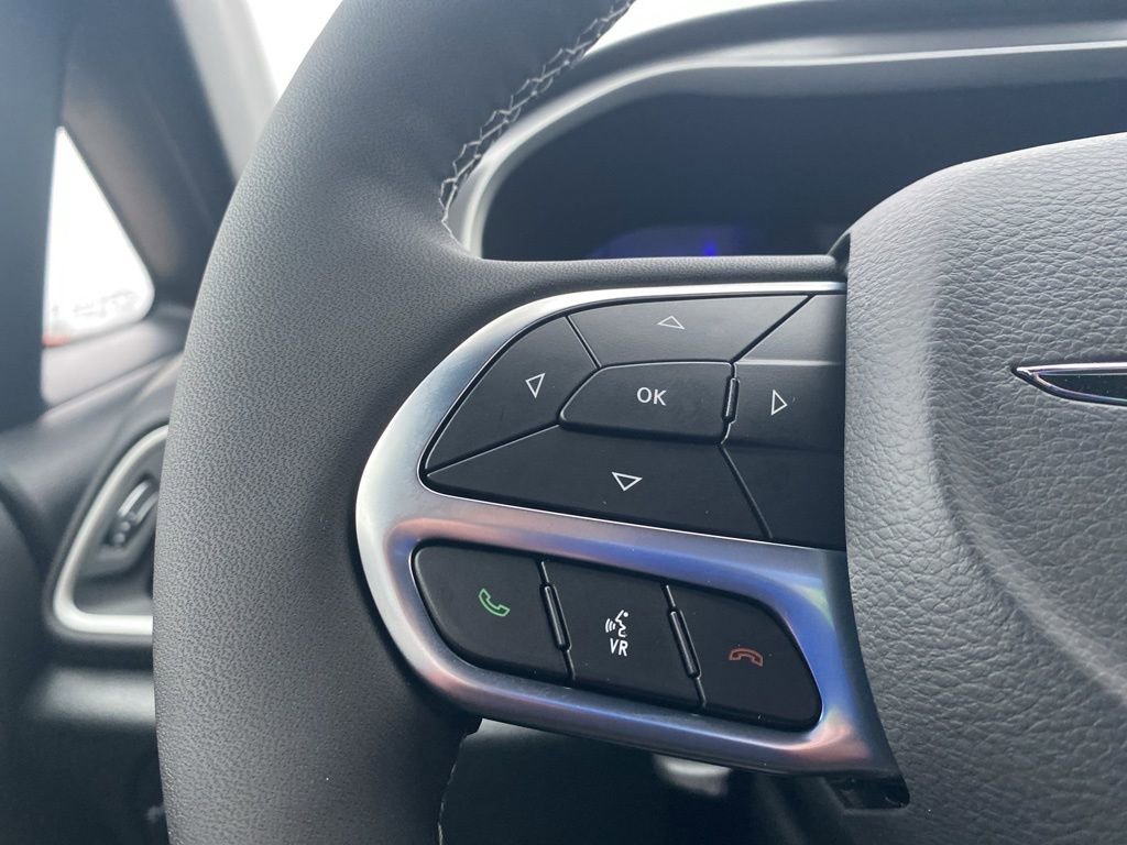 New 2026 Chrysler Voyager LX image 27