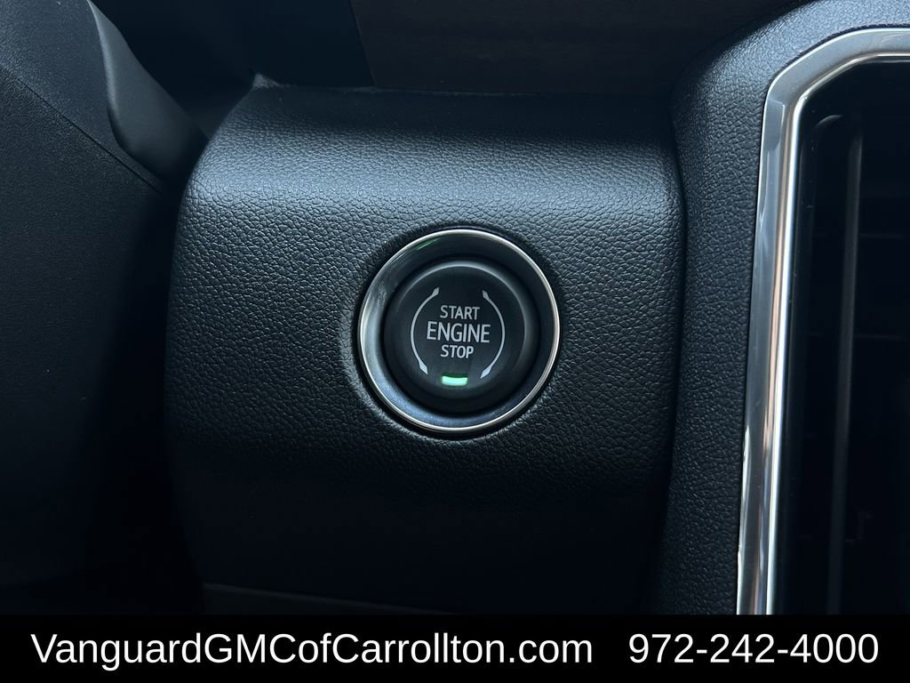 New 2026 GMC Acadia Denali Ultimate w/ LPO, Floor Liner Package AWD/4WD image 18