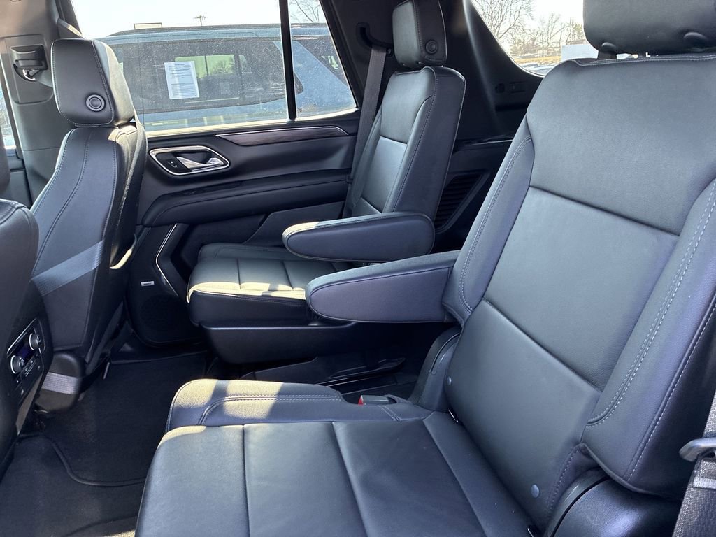 Used 2023 Chevrolet Tahoe Z71 w/ Luxury Package AWD/4WD image 20