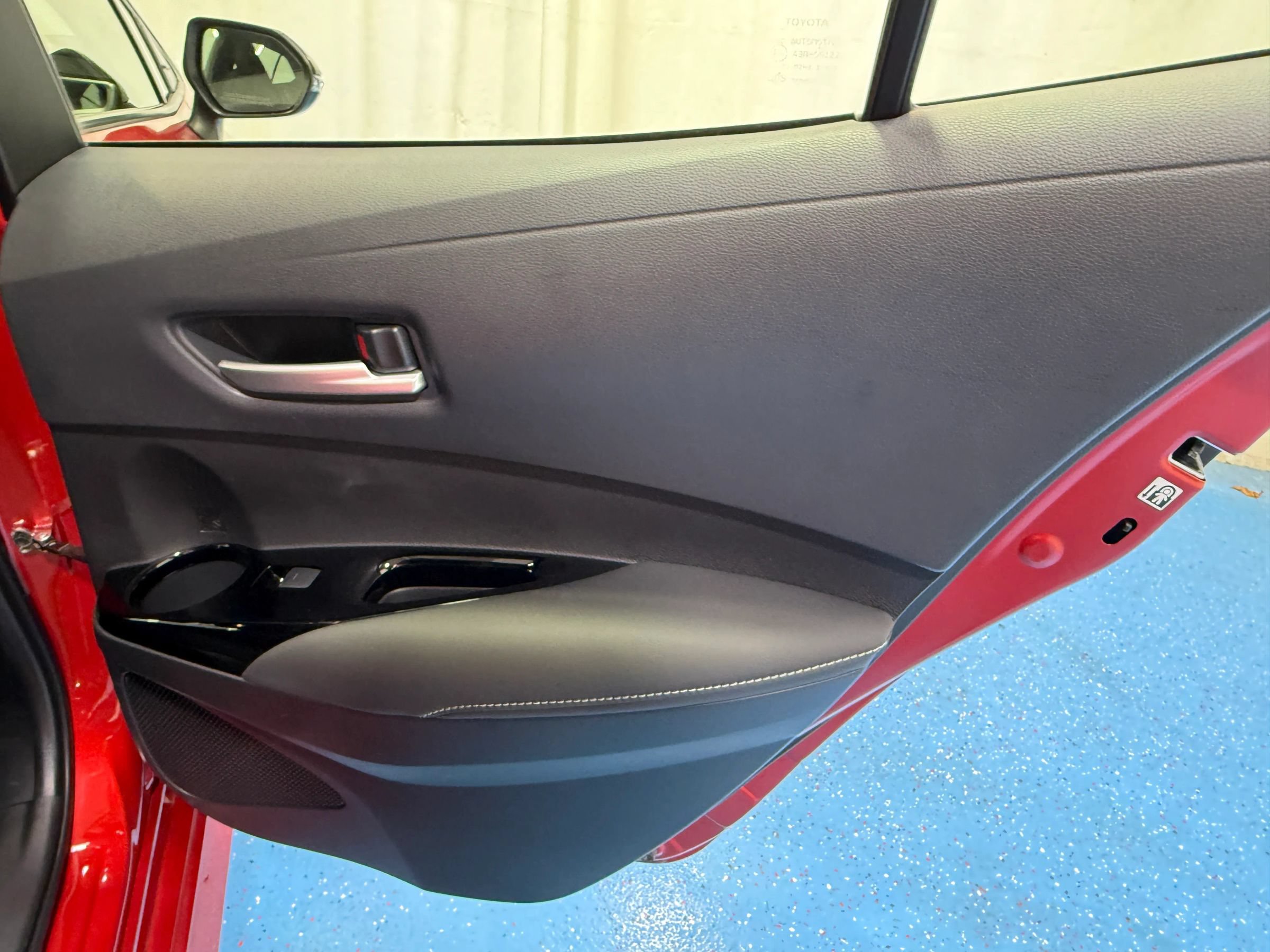 Used 2021 Toyota Corolla SE FWD image 24