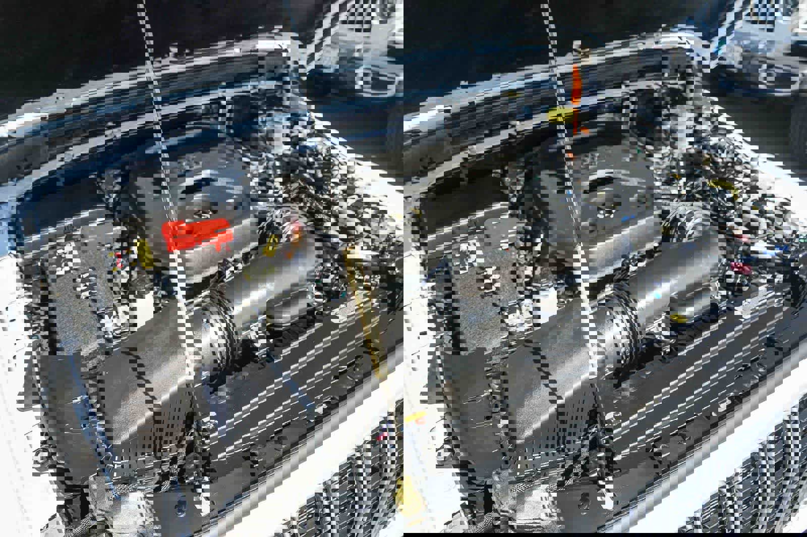 Used 2025 Jeep Wrangler Sahara image 24