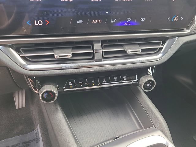 New 2026 Chevrolet Equinox EV LT image 33