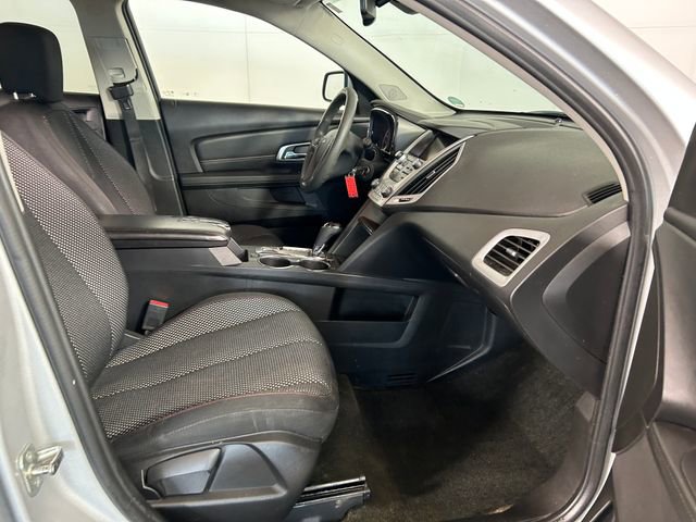 Used 2017 GMC Terrain SLE image 28