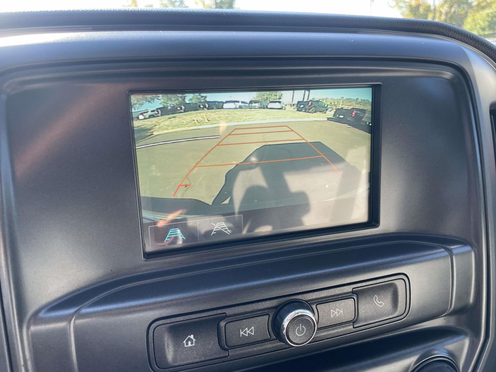 Used 2018 Chevrolet Silverado 1500 Custom w/ Custom Convenience Package RWD image 23