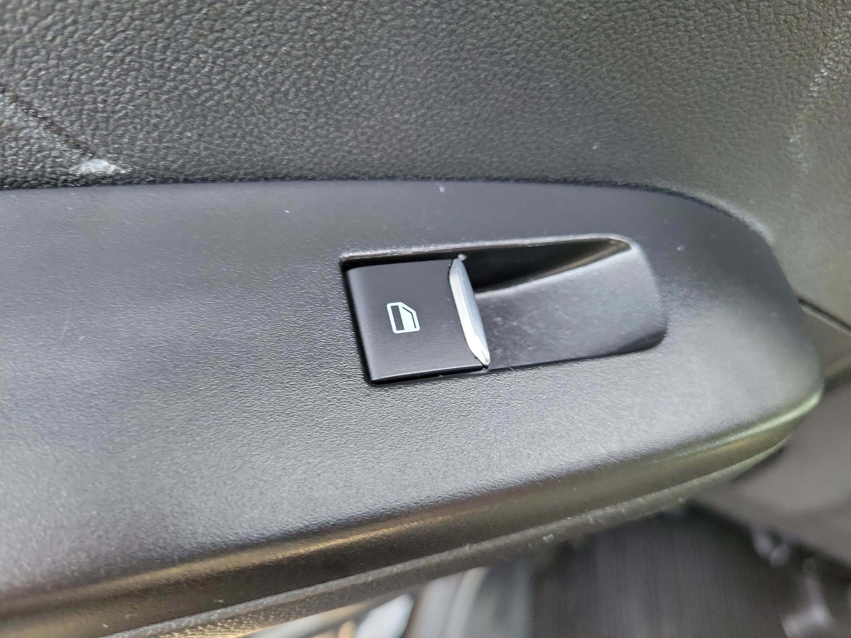 Certified 2021 Ford Escape SE w/ Convenience Package image 33