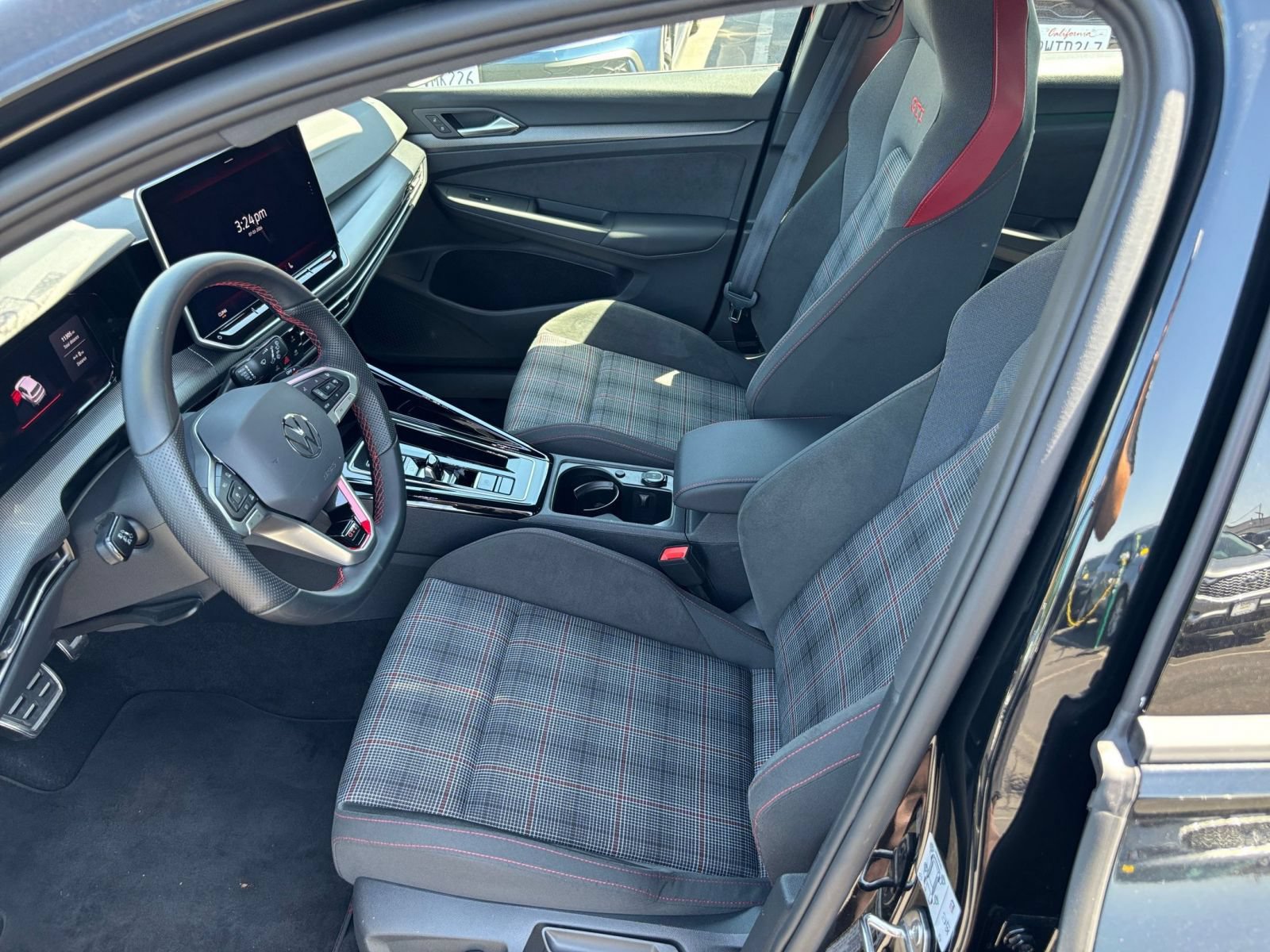 Used 2026 Volkswagen Golf S FWD image 18