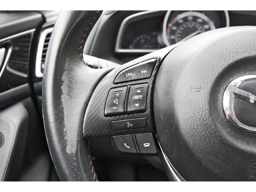 Used 2015 MAZDA MAZDA3 i Touring FWD image 15