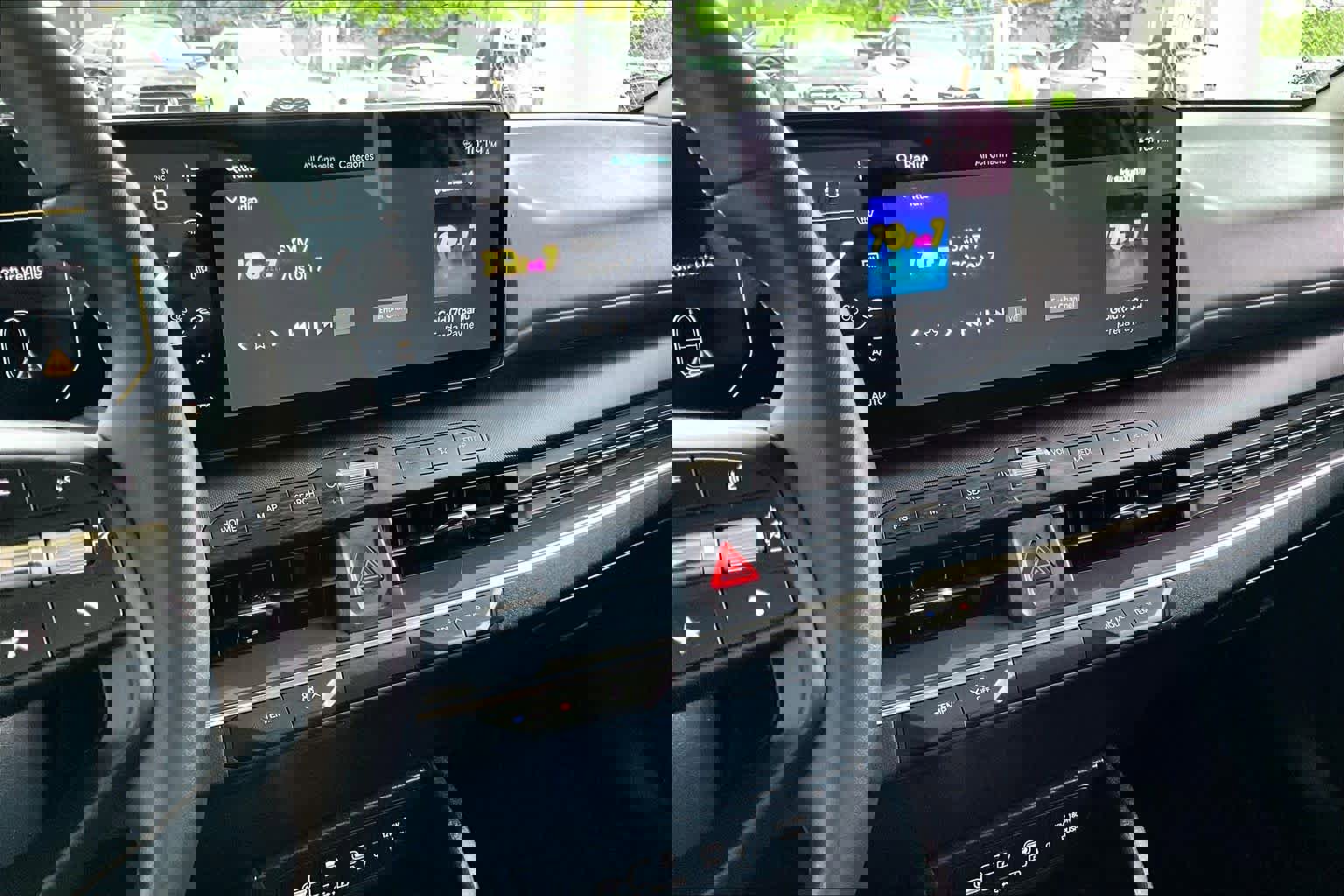 Used 2025 Kia K4 EX image 6