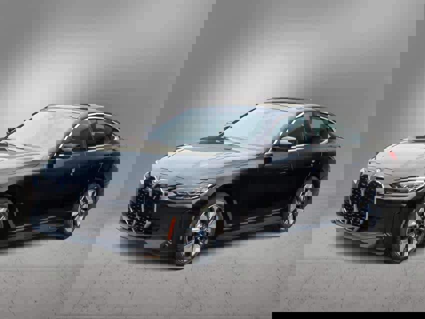 New 2024 BMW i4 eDrive35 w/ Premium Package image 4