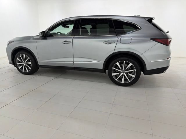 Used 2026 Acura MDX w/ Technology Package AWD/4WD image 2