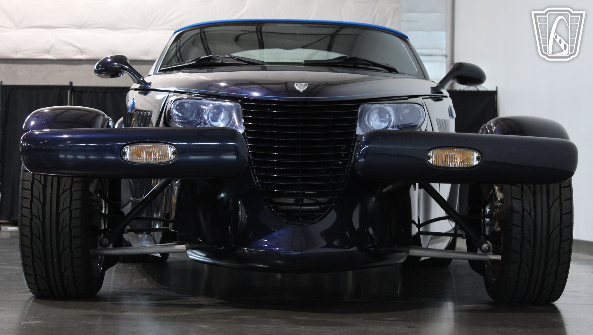 Used 2001 Chrysler Prowler RWD image 29