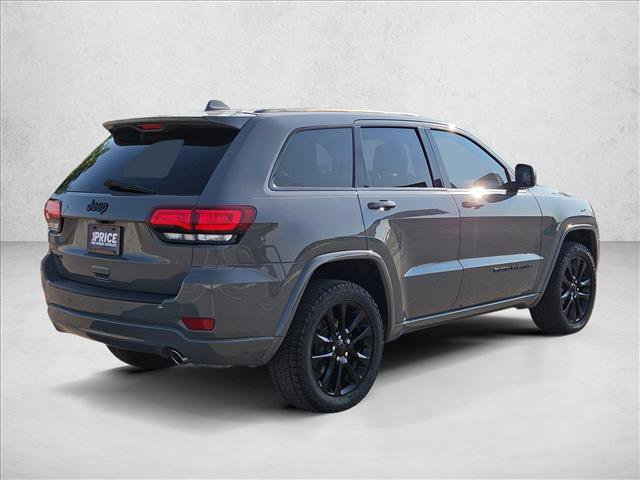 Used 2020 Jeep Grand Cherokee Altitude AWD/4WD image 5
