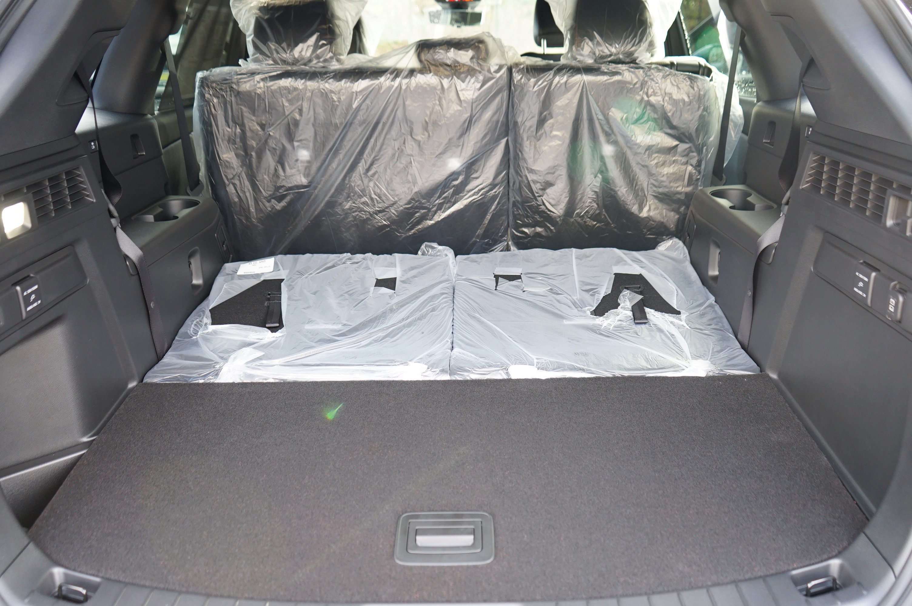 New 2026 MAZDA CX-90 Plug-In Hybrid w/ Premium Plus image 27