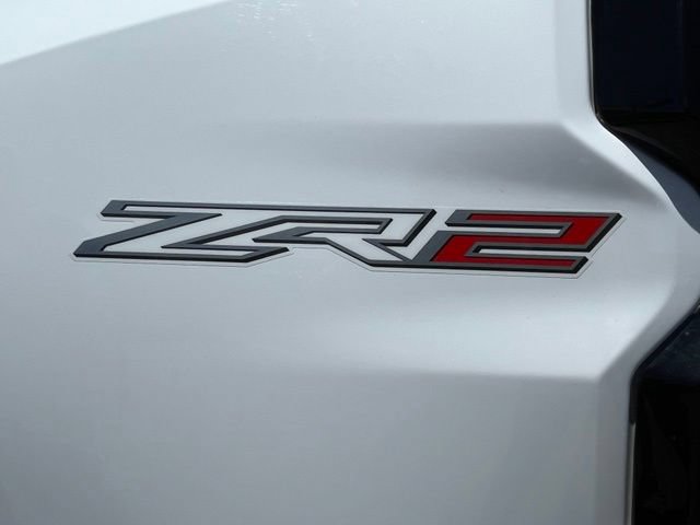 Certified 2025 Chevrolet Colorado ZR2 w/ Technology Package AWD/4WD image 20