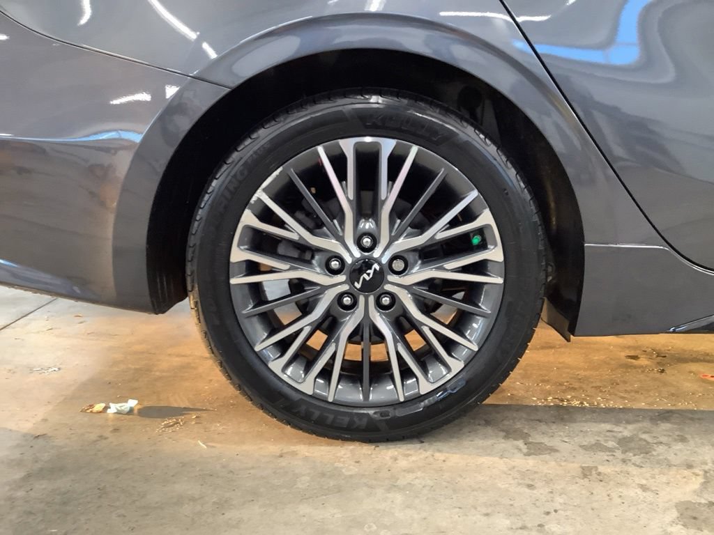 Certified 2023 Kia Forte GT-Line w/ GT-Line Technology Package FWD image 27