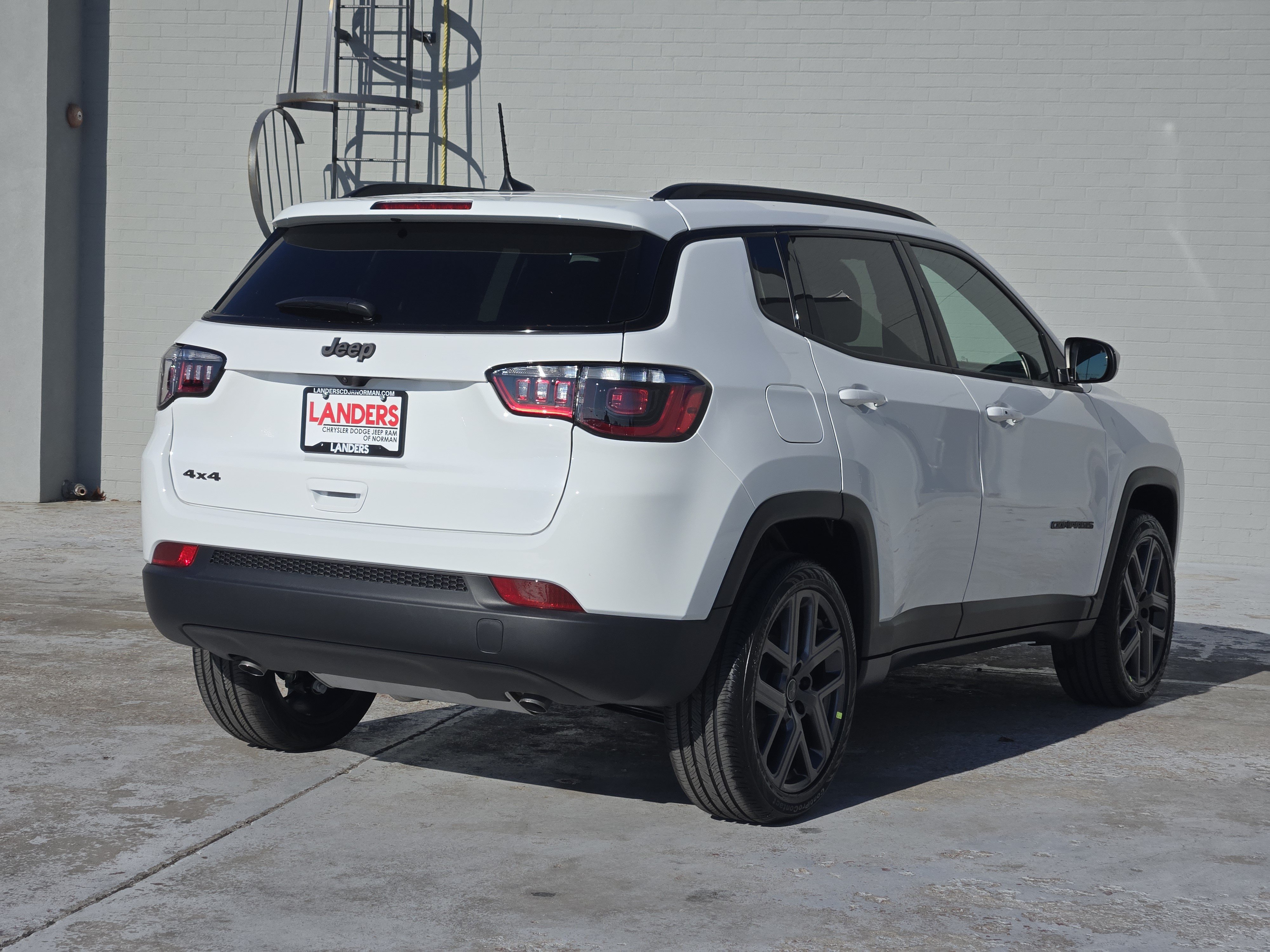 New 2026 Jeep Compass Latitude AWD/4WD image 4