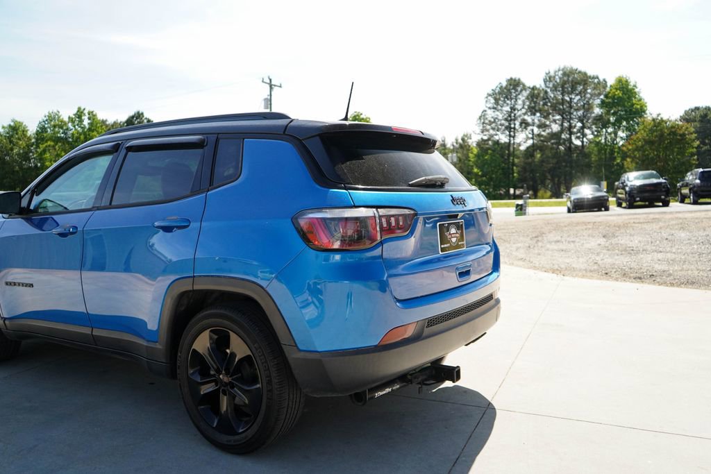 Used 2019 Jeep Compass Latitude FWD image 20