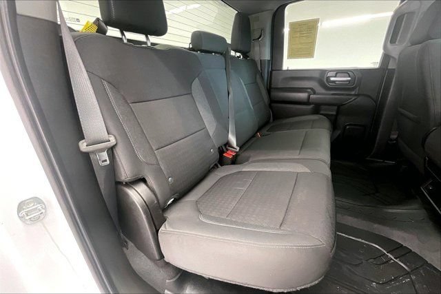 Used 2022 Chevrolet Silverado 2500 LT AWD/4WD image 18