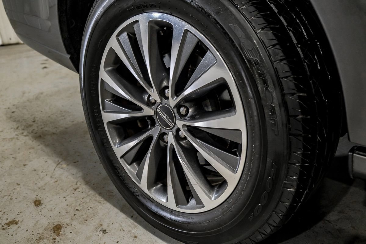 Used 2016 Lincoln Navigator Select image 43