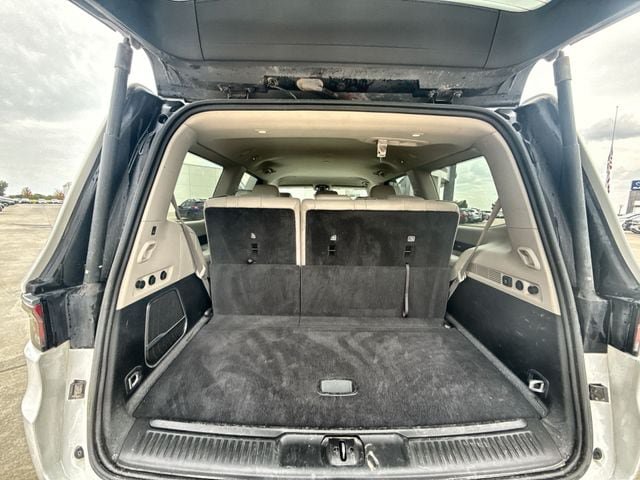 Used 2024 Jeep Wagoneer Series II w/ Flexible Seating Group RWD image 24