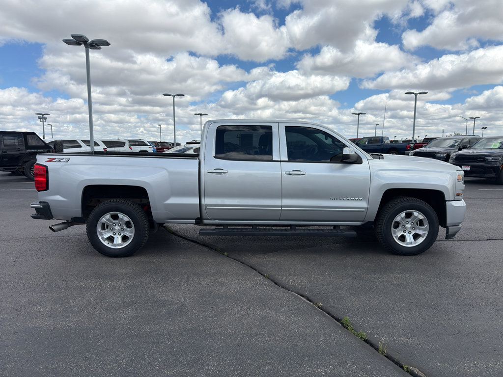 Used 2018 Chevrolet Silverado 1500 LT w/ True North Edition AWD/4WD image 4