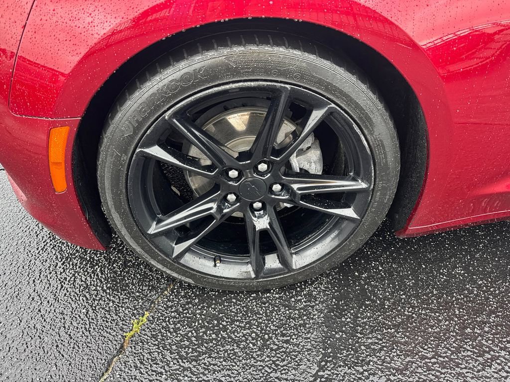 Used 2022 Chevrolet Camaro LT w/ RS Package image 12