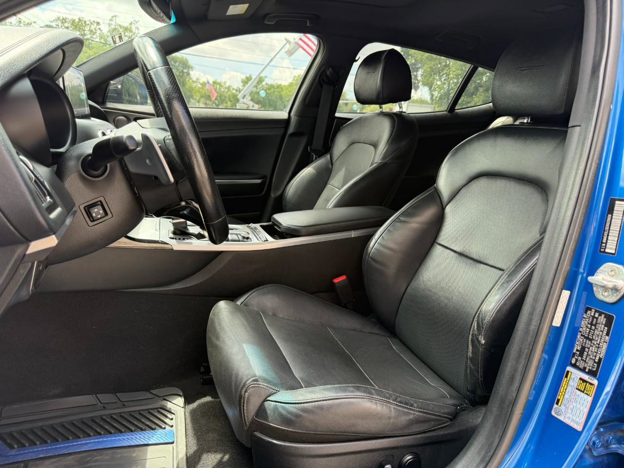Used 2018 Kia Stinger GT1 AWD/4WD image 25