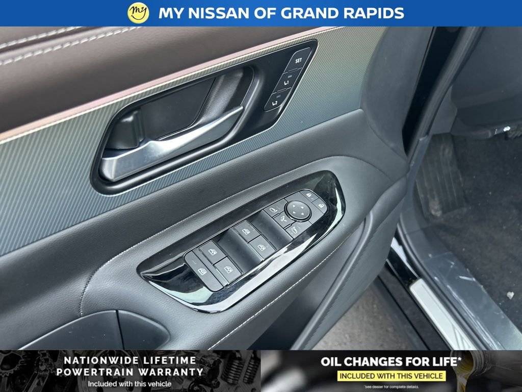 New 2026 Nissan Murano Platinum w/ Cargo Package image 11