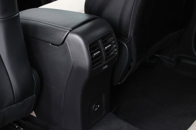 Used 2022 Ford Escape Titanium image 22