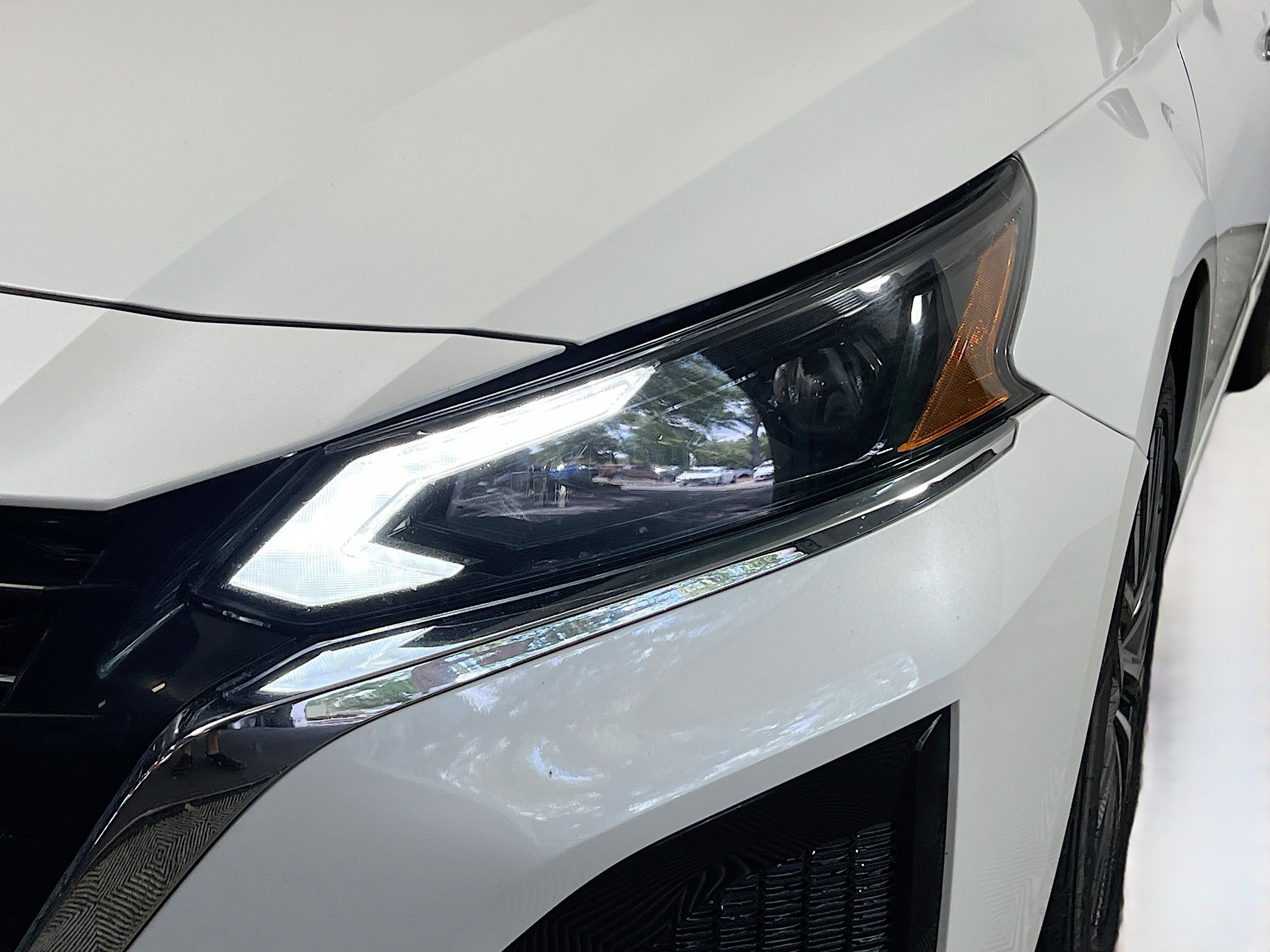 Used 2024 Nissan Altima 2.5 SV image 12