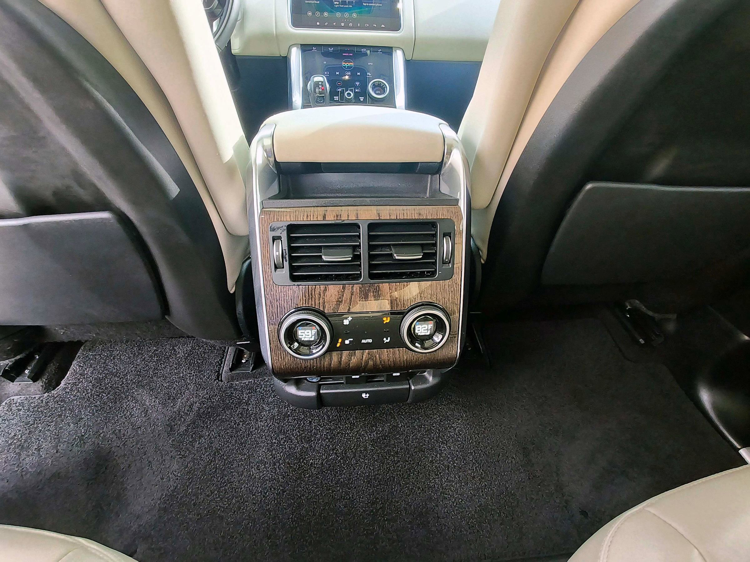 Used 2018 Land Rover Range Rover Sport Supercharged image 30