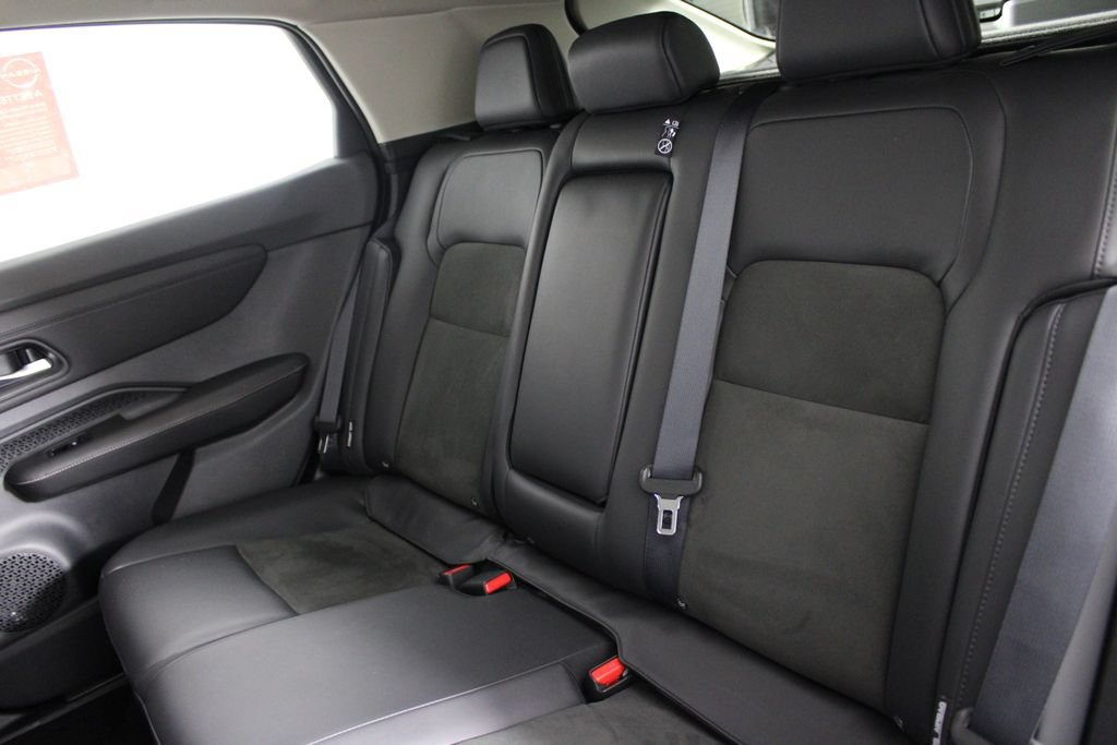 Certified 2023 Nissan Ariya AWD image 21
