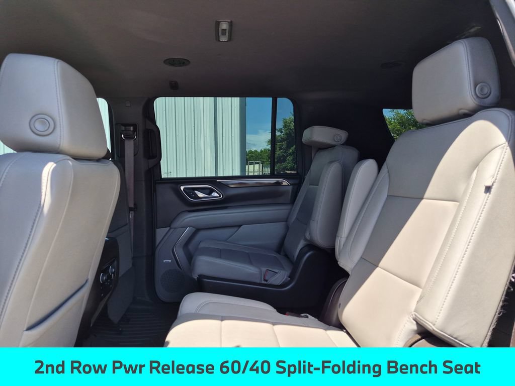 Used 2023 Chevrolet Suburban Z71 w/ Luxury Package AWD/4WD image 32