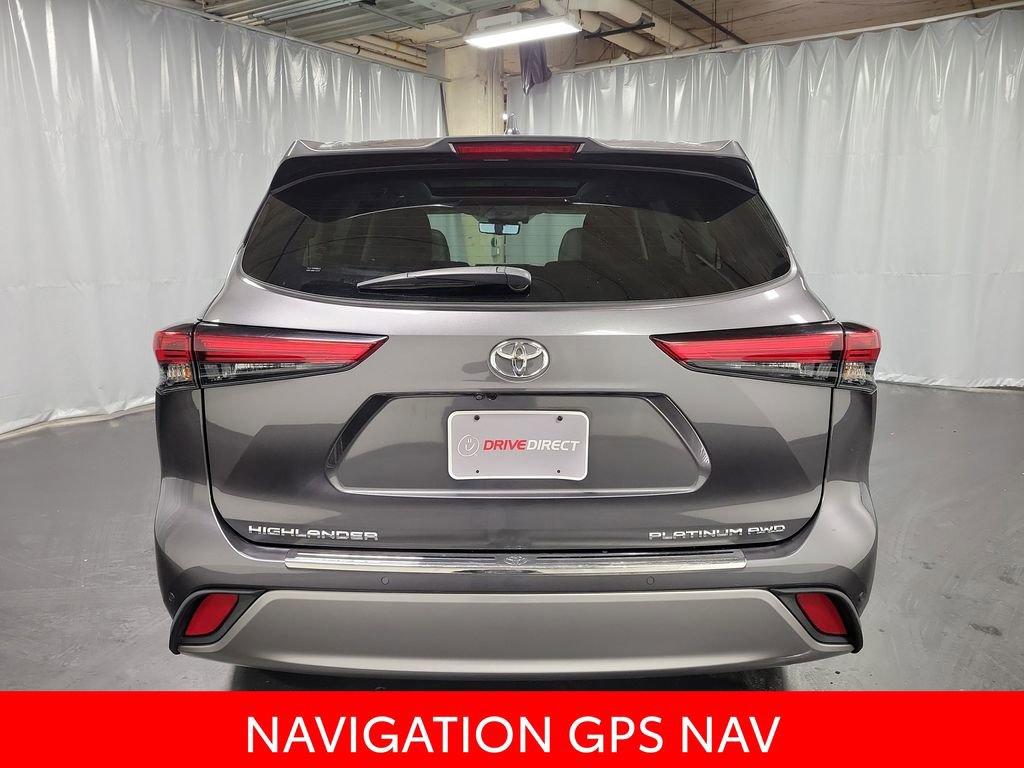 Used 2023 Toyota Highlander Platinum image 7