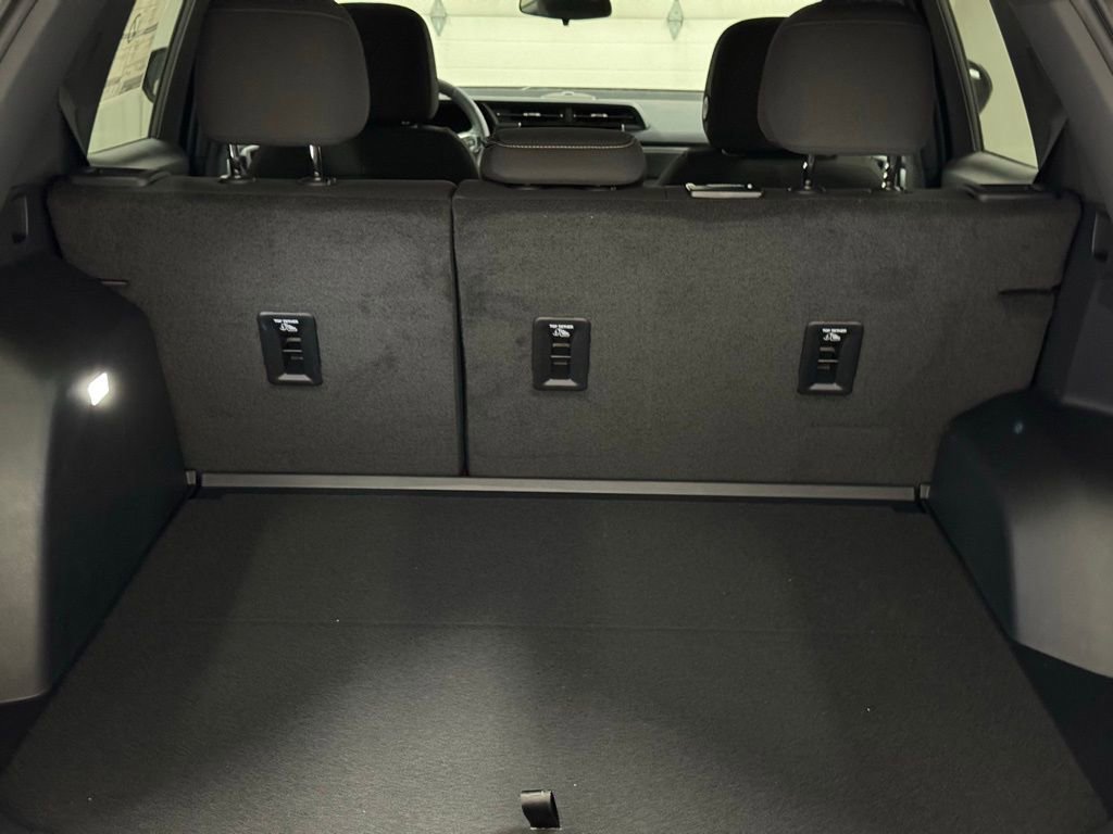 New 2025 GMC Terrain Elevation image 14