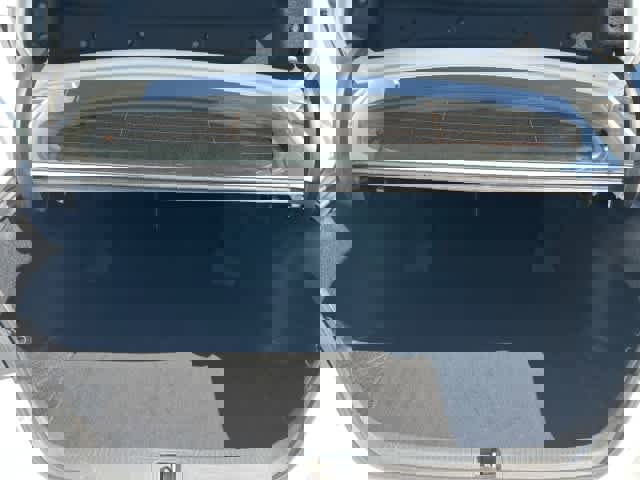 Used 2018 Toyota Camry SE w/ Moonroof Package image 11