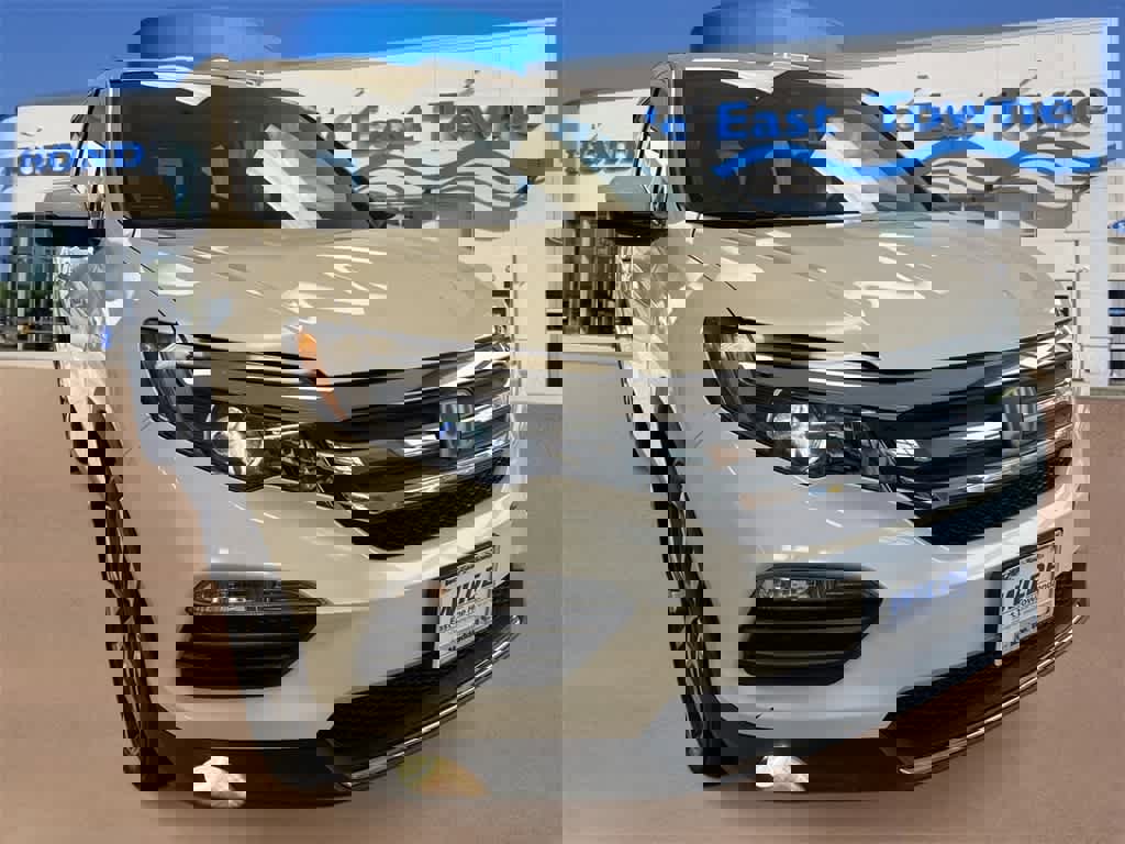 Used 2018 Honda Pilot Elite image 2