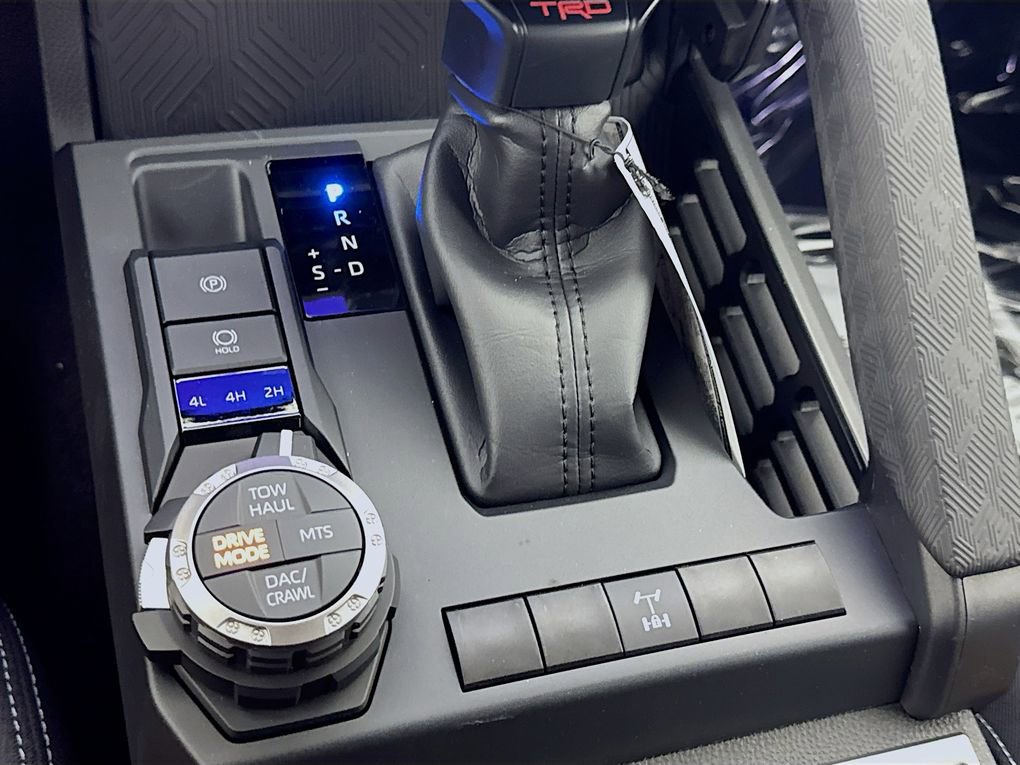 New 2025 Toyota Tacoma TRD Off-Road image 21